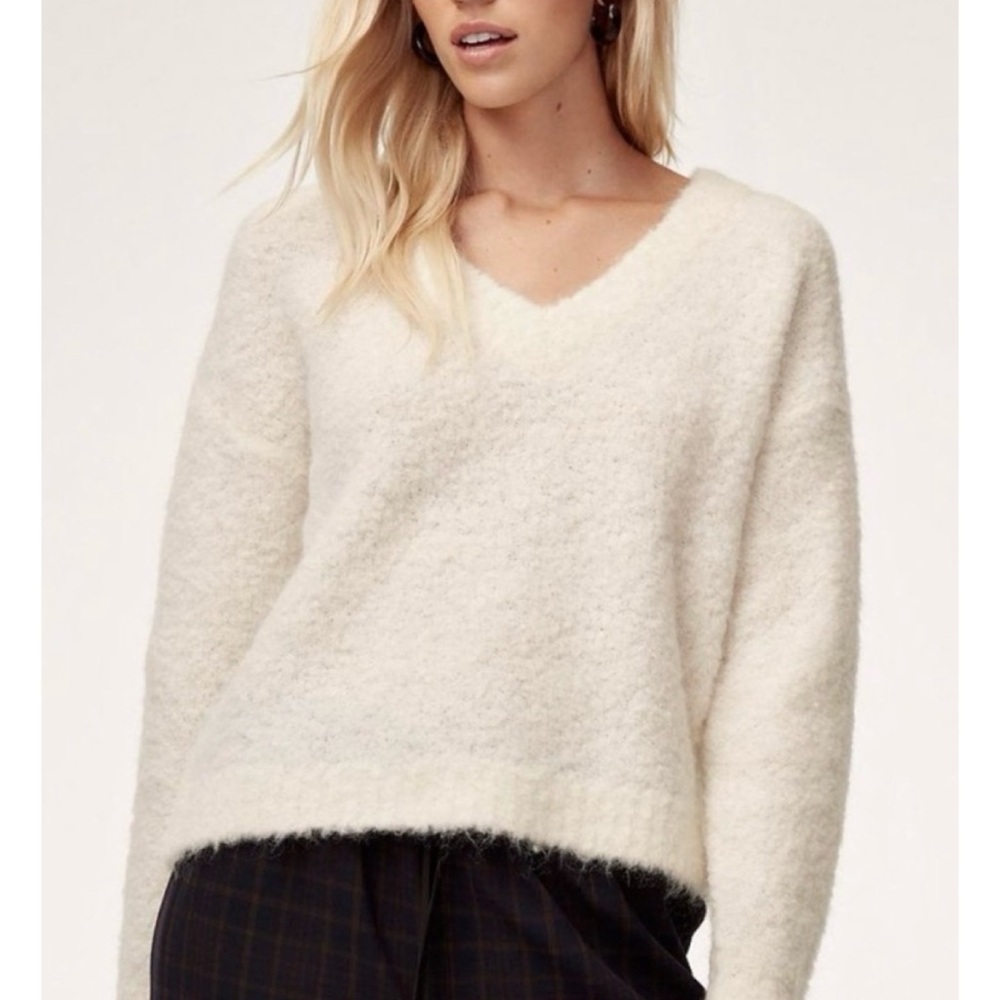 WILFRED • Aritzia Off-White/Cream Marseille Alpaca V-Neck Pullover Sweater, S - Picture 16 of 16